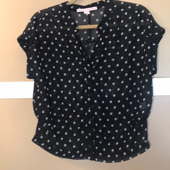 4/$25 Rebellious One Sheer Skull Black White Top - Picture 2 of 8